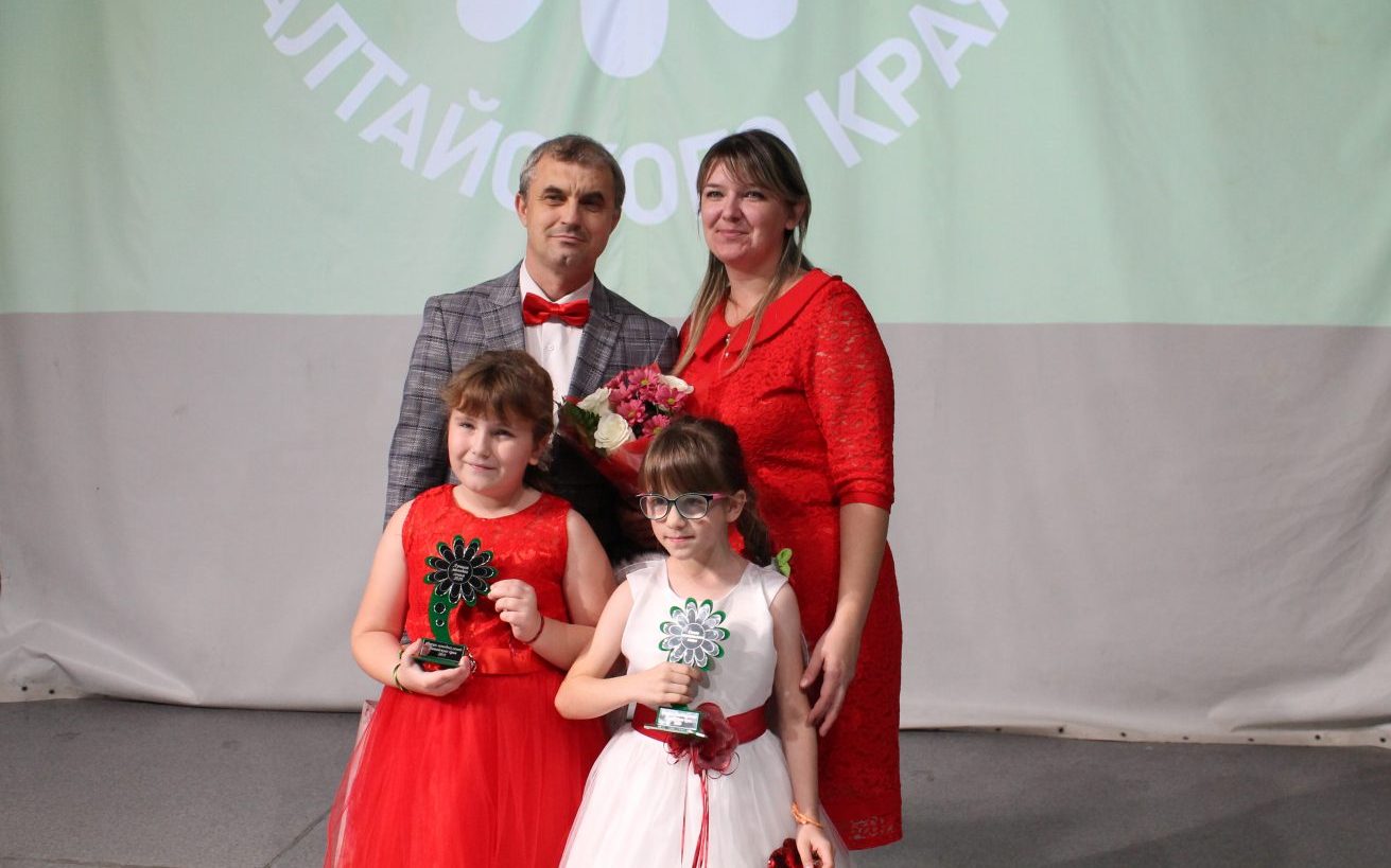 Семья Масловых из Табунского района стала «Лучшей молодой семьей 2019» в Алтайском крае