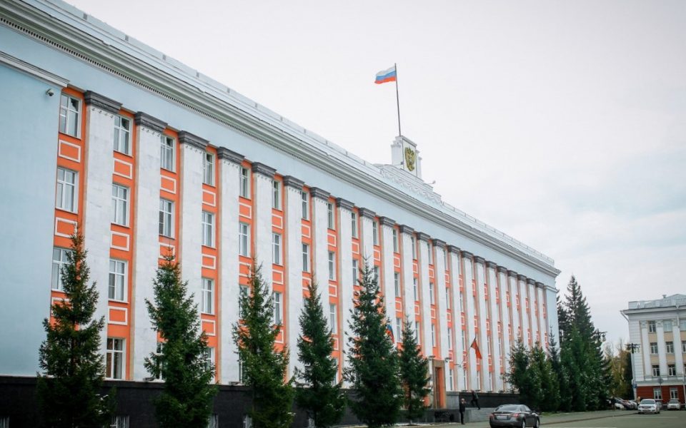 Губернатор Виктор Томенко утвердил изменения в указ о мерах по предупреждению завоза и распространения в  Алтайском крае коронавирусной инфекции