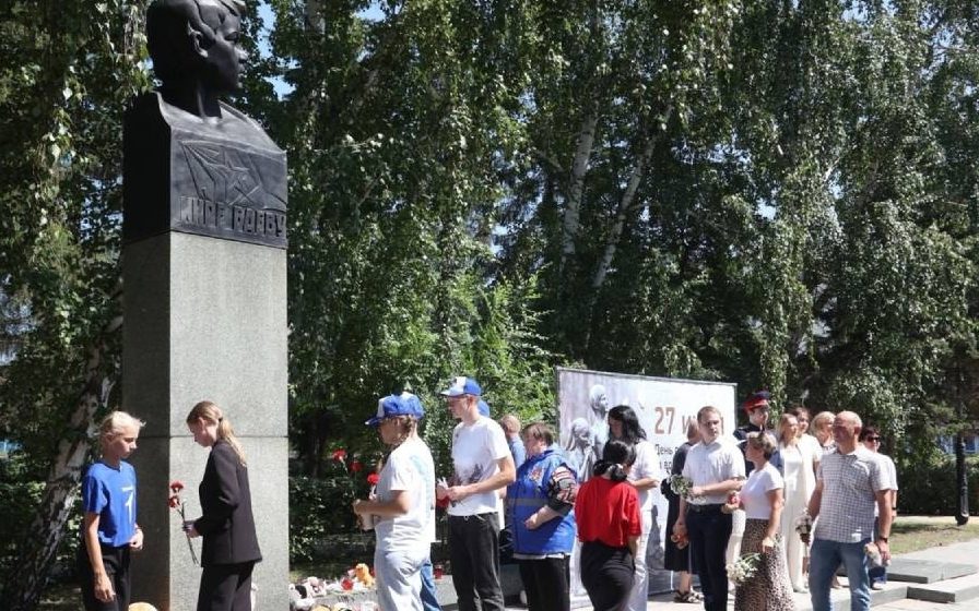 Всероссийская акция-реквием в память о невинно погибших от военной агрессии киевского режима детях.